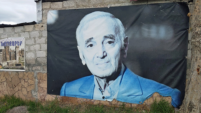 1j Aznavour wiecznie żywy