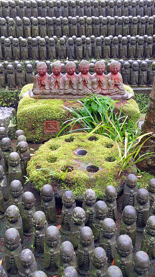 5i Duszki dzieci jizo świątynia Hasedera Kamakura