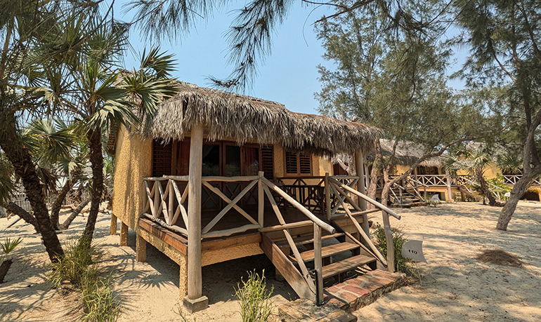 3h Stylowe bungalowy w Morondava Madagaskar