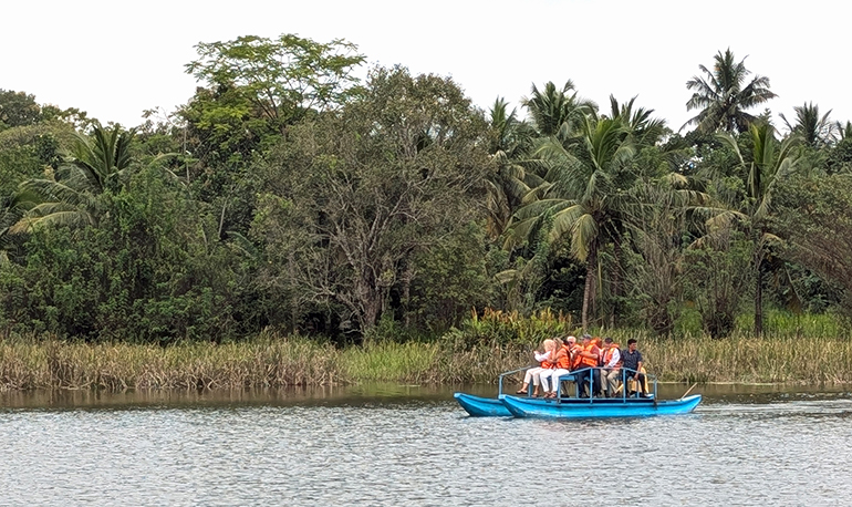 5d Nasz katamaran Sri Lanka